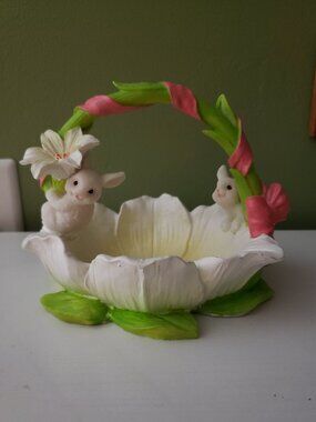 EUC bunny candy dish
